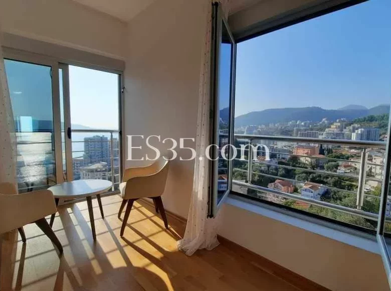 Apartamento 3 habitaciones 90 m² Rafailovici, Montenegro