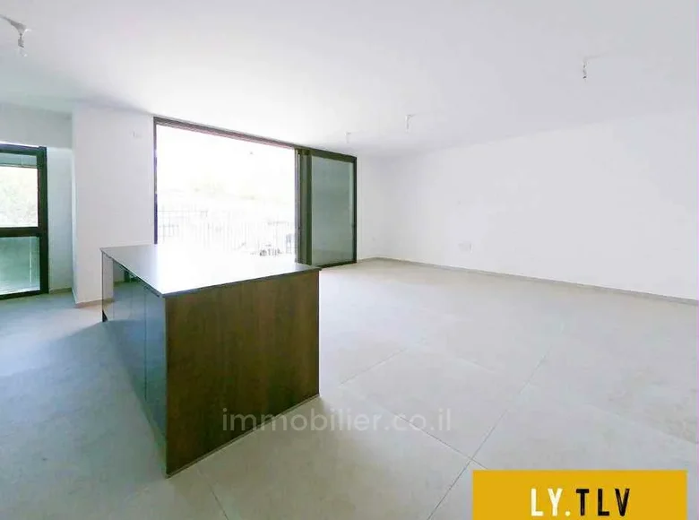 Квартира 5 комнат 127 м² Тель-Авив, Израиль