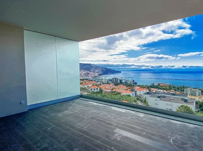 Mieszkanie 3 pokoi 245 m² Madeira, Portugalia
