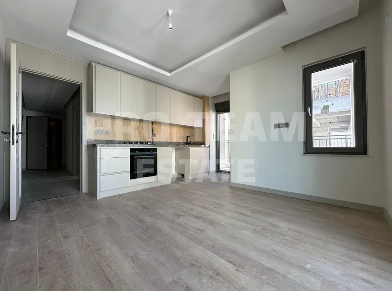 Apartamento 3 habitaciones 65 m² Muratpasa, Turquía