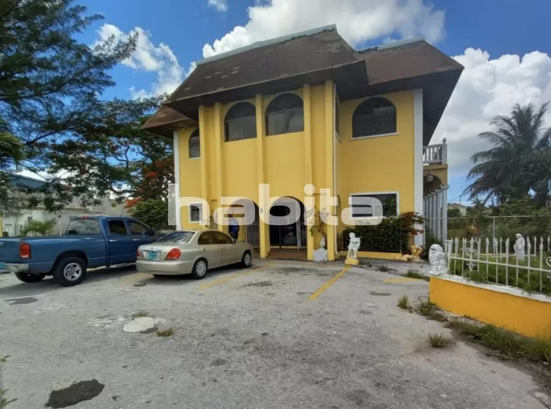 Office 929 m² in Nassau, Bahamas