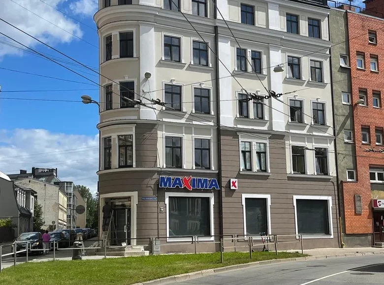 Miethaus 1 403 m² Riga, Lettland
