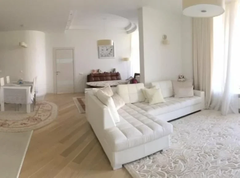 Apartamento 3 habitaciones 171 m² Resort Town of Sochi municipal formation, Rusia