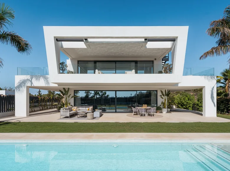 villa de 5 dormitorios 630 m² Marbella, Španjolska