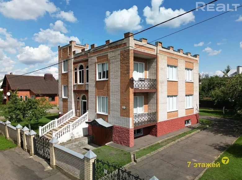 Dom wolnostojący 333 m² Borowlany, Białoruś