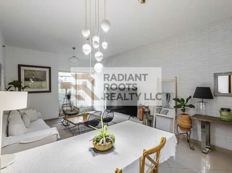 Mieszkanie 2 pokoi 2 279 m² Dubaj, Emiraty Arabskie