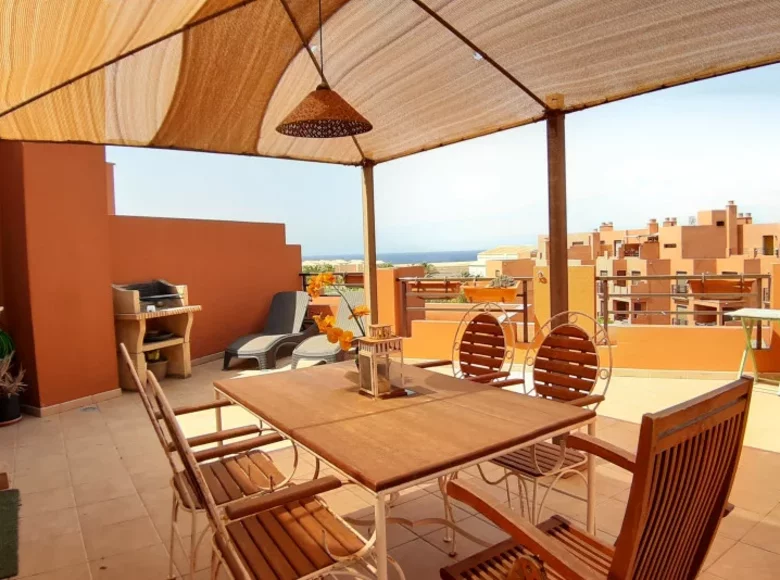 2 bedroom penthouse 95 m² Granadilla de Abona, Spain