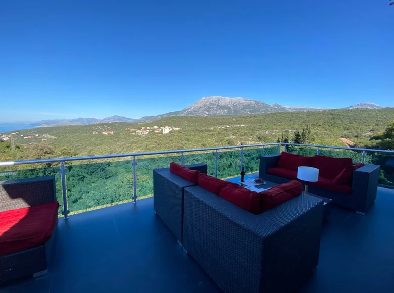3 bedroom villa 160 m² Kunje, Montenegro
