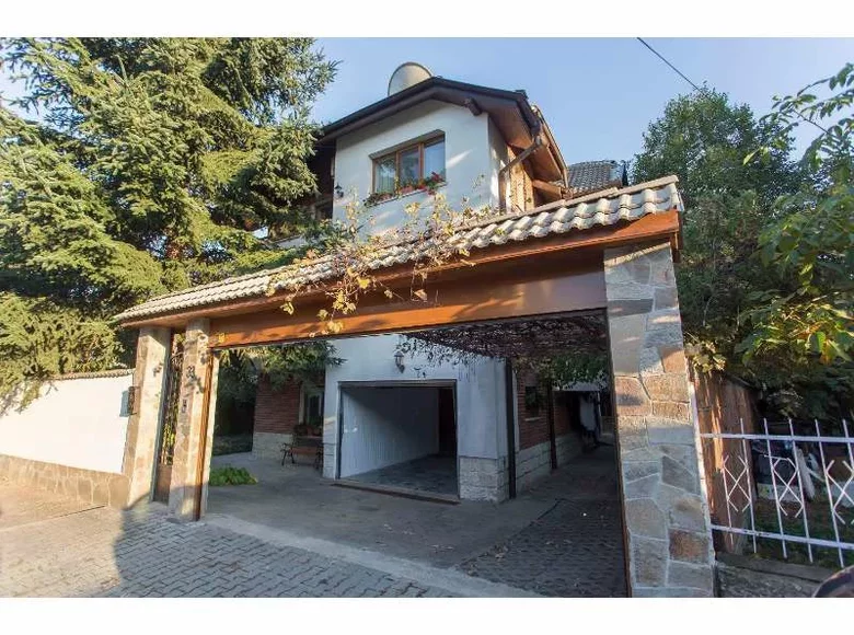 Haus 300 m² Mladost, Bulgarien
