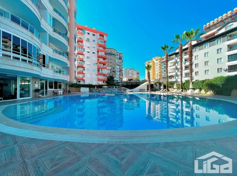 Mieszkanie 3 pokoi 115 m² Alanya, Turcja