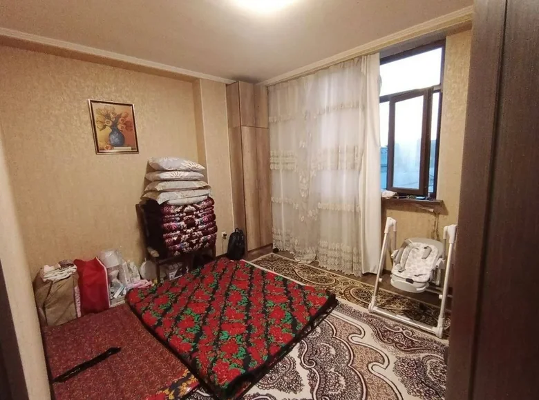 Kvartira 1 xona 28 m² Toshkentda