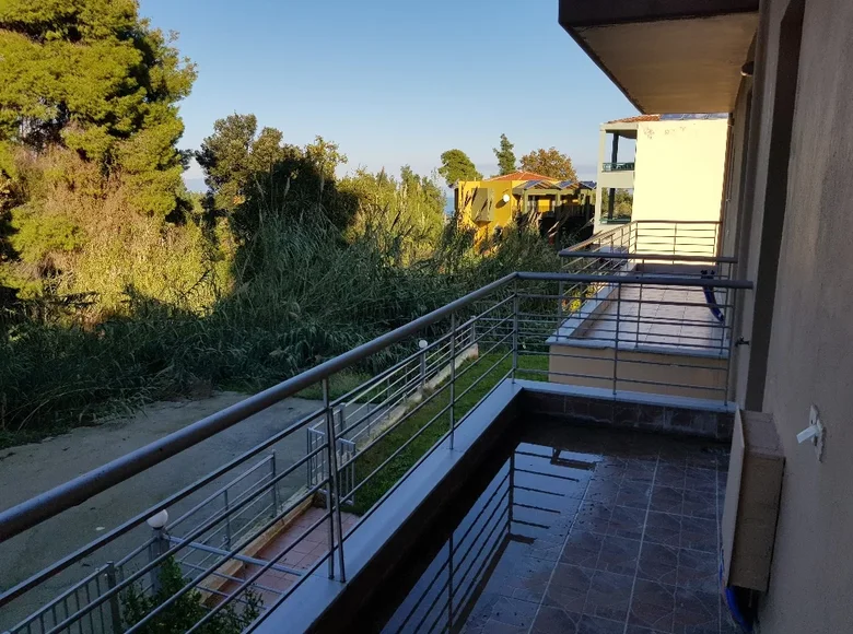 2 bedroom apartment 65 m² Kriopigi, Greece