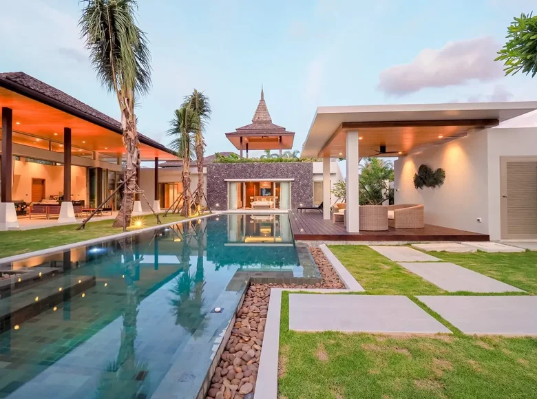 4 bedroom Villa 435 m² Phuket, Thailand