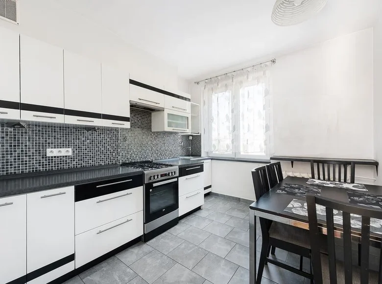 Mieszkanie 2 pokoi 48 m² Kraków, Polska