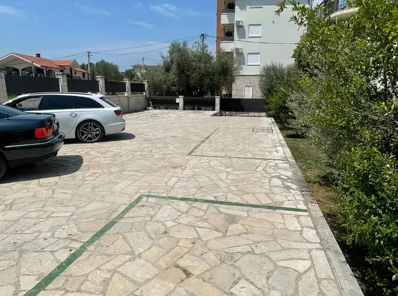 2 bedroom apartment 85 m² Kotor, Montenegro