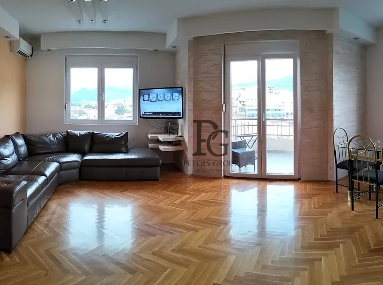 Mieszkanie 3 pokoi 86 m² Igalo, Czarnogóra