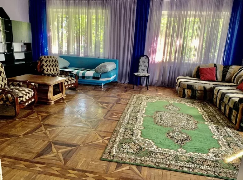 Haus 12 Zimmer 350 m² Odessa, Ukraine
