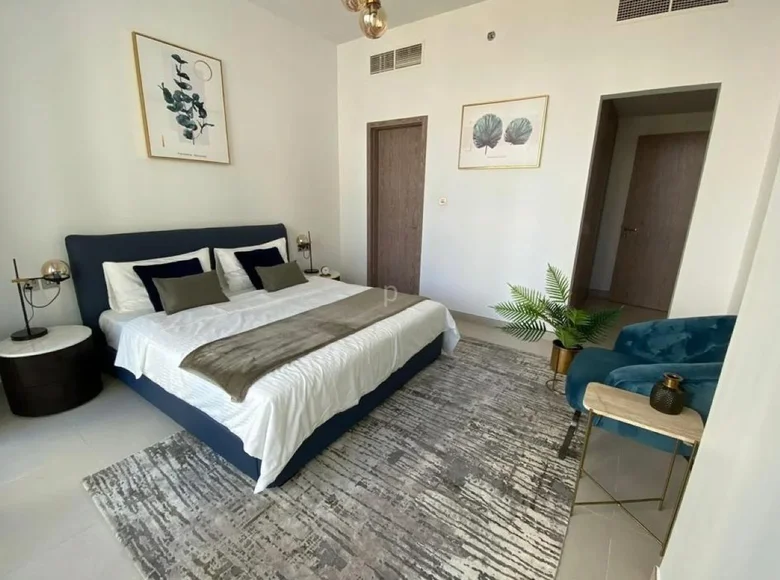 Квартира 1 комната 892 м² Дубай, ОАЭ