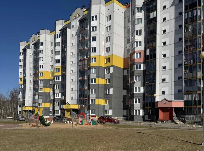 Mieszkanie 1 pokój 38 m² Druzhny, Białoruś