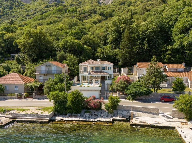 Villa 7 zimmer 405 m² Strp, Montenegro
