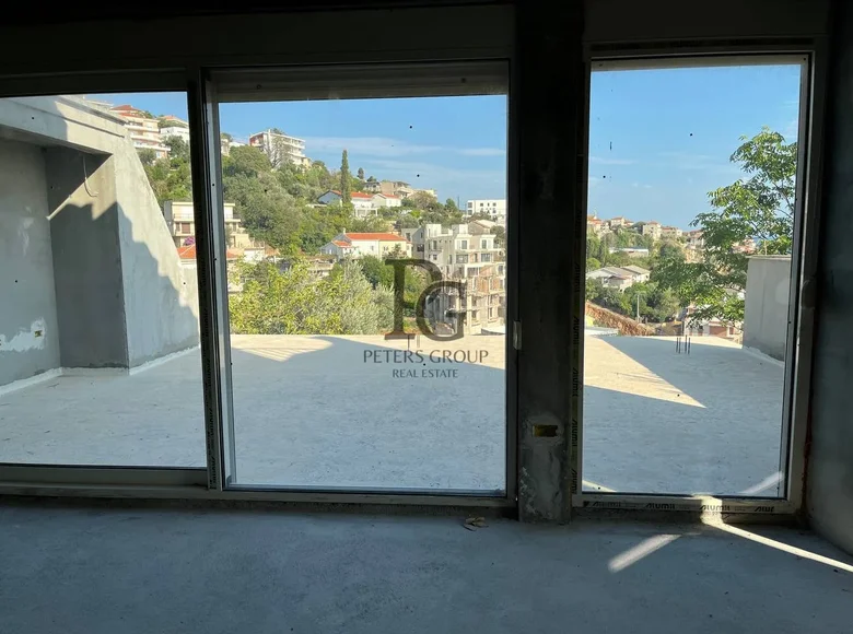 Haus 2 Schlafzimmer 205 m² Ulcinj, Montenegro