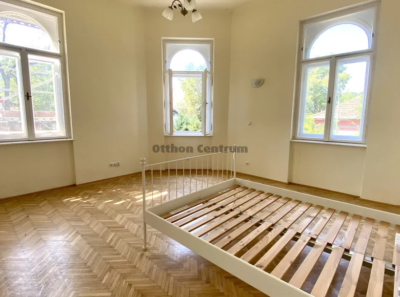 Mieszkanie 2 pokoi 73 m² Budapeszt, Węgry