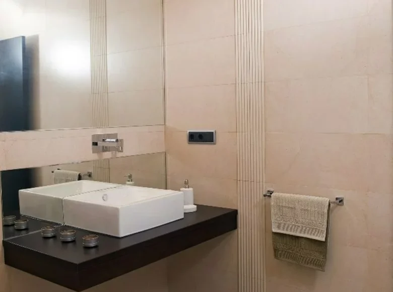 5-Schlafzimmer-Villa 549 m² Orihuela, Spanien