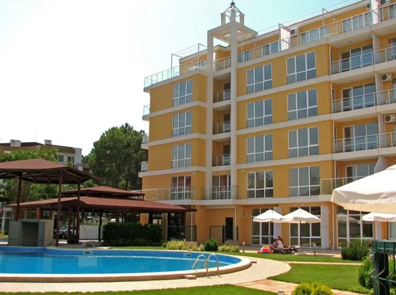 Mieszkanie 2 pokoi 80 m² Słoneczny Brzeg, Bułgaria