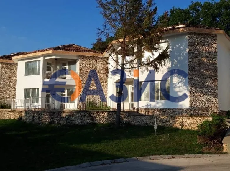 Hotel 2 564 m² in Rogachevo, Bulgaria