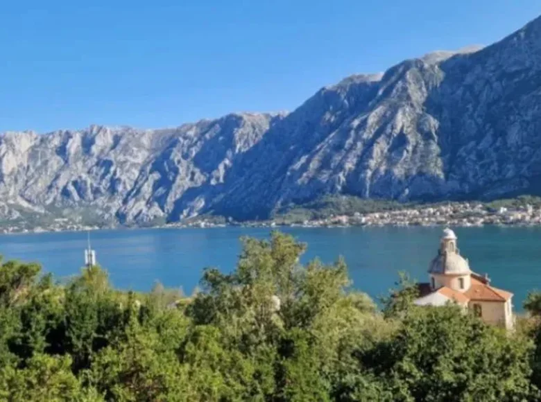 Mieszkanie 3 pokoi 97 m² Kotor, Czarnogóra