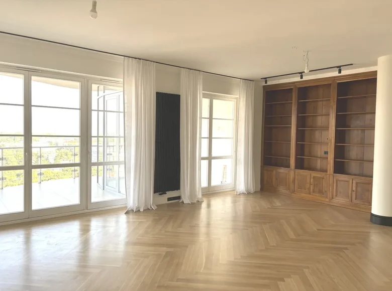 Wohnung 4 zimmer 145 m² in Warschau, Polen