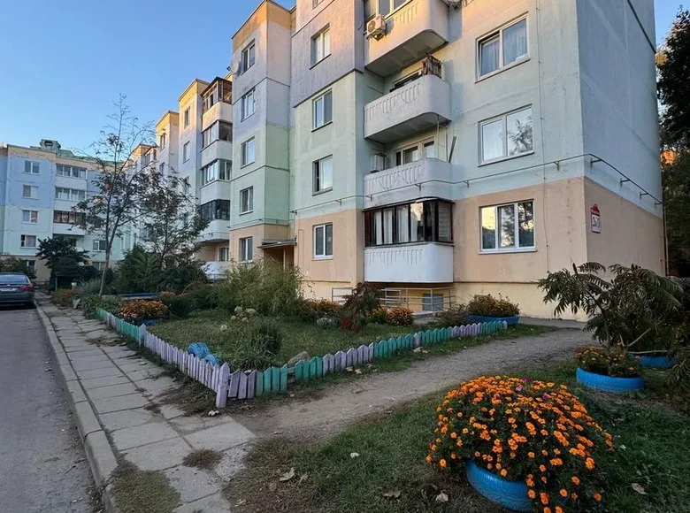 1 room apartment 37 m² Hatava, Belarus