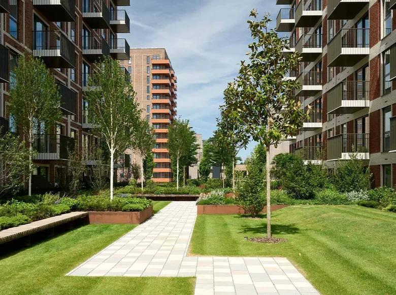 3 bedroom apartment 93 m² London, United Kingdom