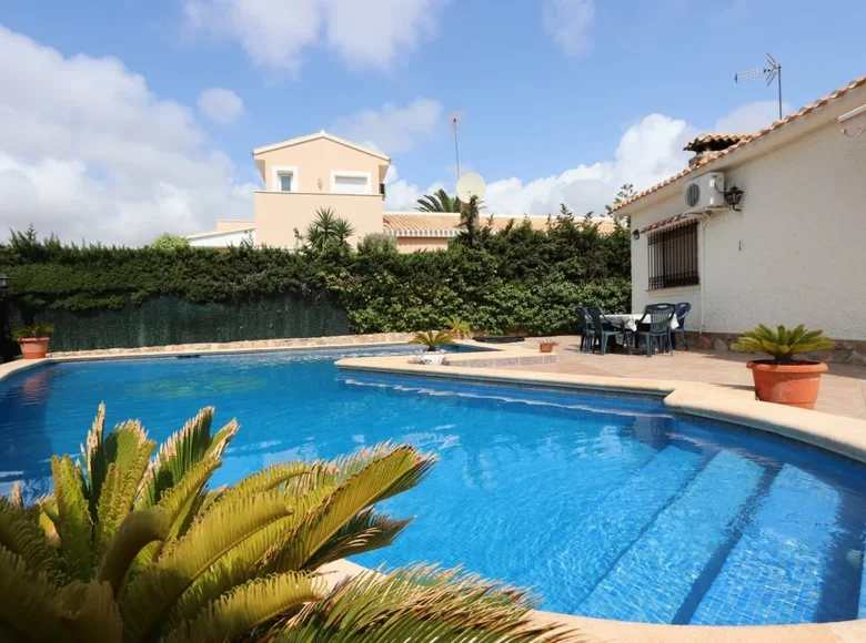 4 bedroom apartment 150 m² Orihuela, Spain