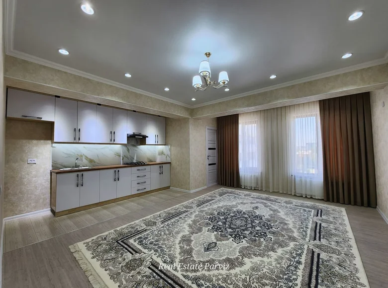 Kvartira 3 xonalar 108 m² Samarqandda