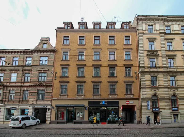 Casa 9 habitaciones 1 396 m² Riga, Letonia