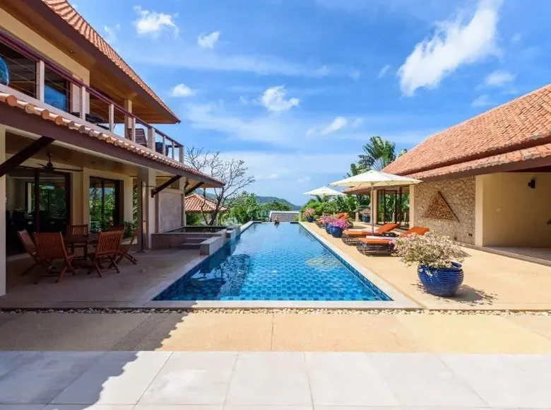 5 bedroom villa 1 074 m² Ban Kata, Thailand