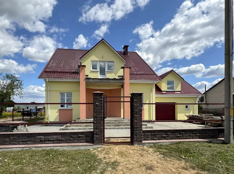 Casa 5 habitaciones 206 m² Dzescanka, Belarús