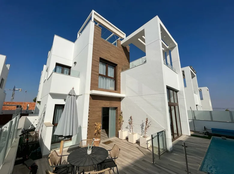 Haus 4 zimmer 220 m² Torrevieja, Spanien