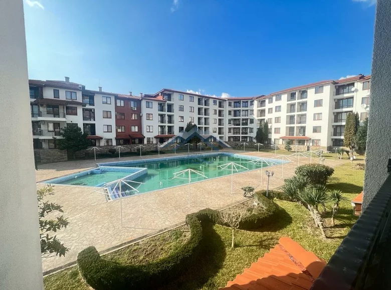 Mieszkanie 2 pokoi 85 m² Ravda, Bułgaria