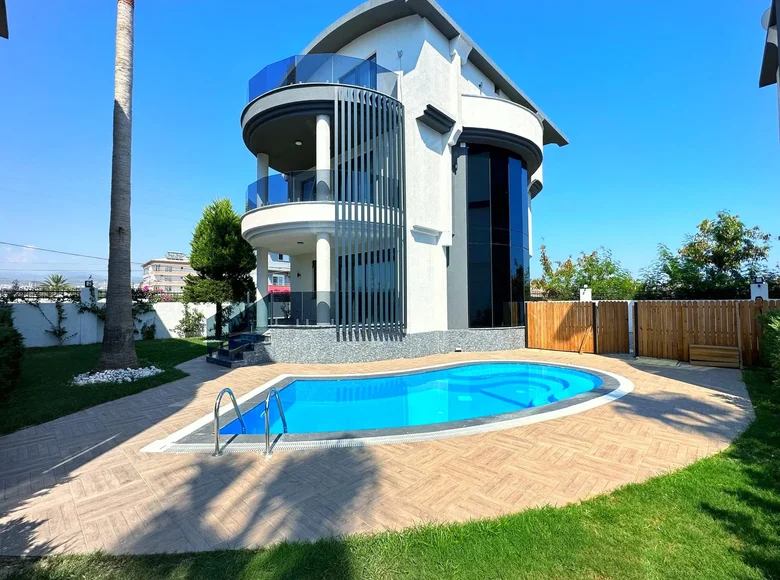 Dom 4 pokoi 280 m² Mediterranean Region, Turcja