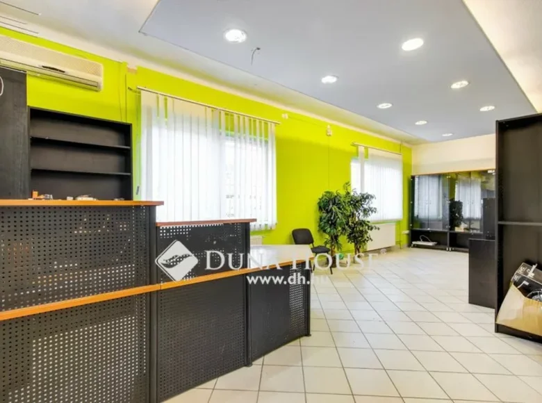 Office 307 m² in Budapest, Hungary