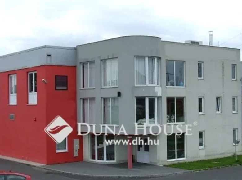 Commercial property 4 000 m² in Nagykanizsa, Hungary