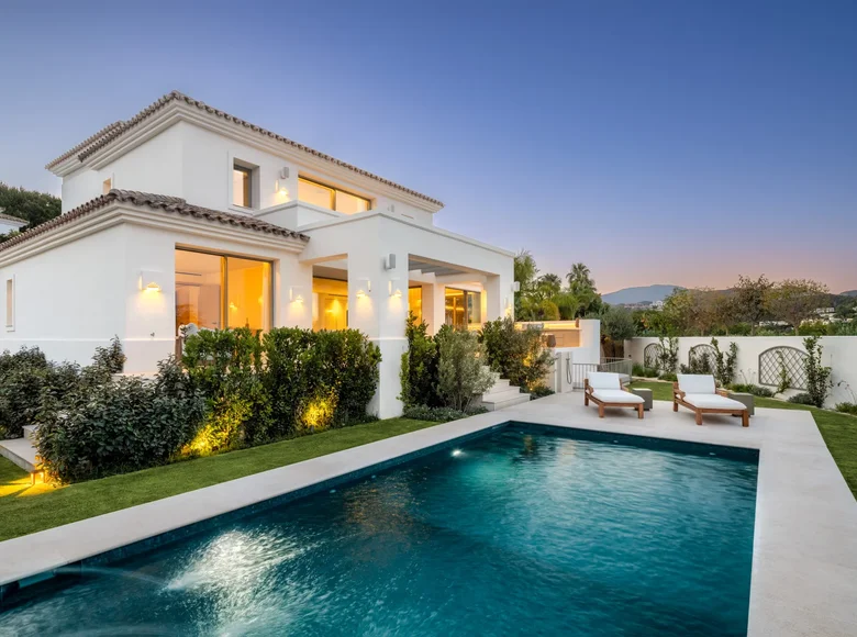 6 bedroom villa 425 m² Benahavis, Spain