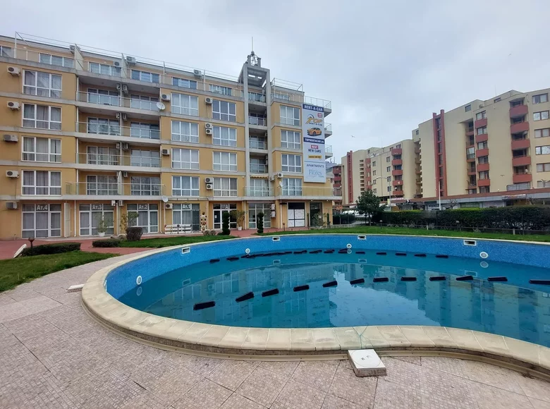Mieszkanie 2 pokoi 80 m² Słoneczny Brzeg, Bułgaria