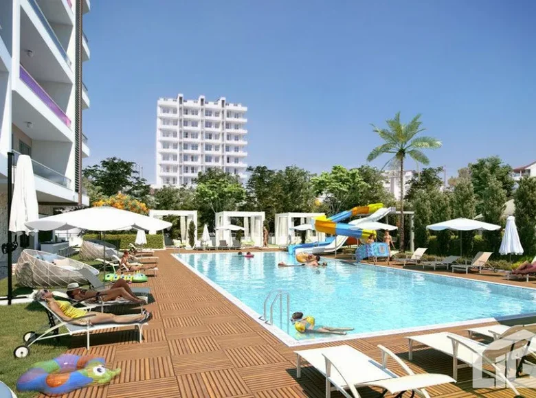 Mieszkanie 4 pokoi 55 m² w Alanya, Turcja