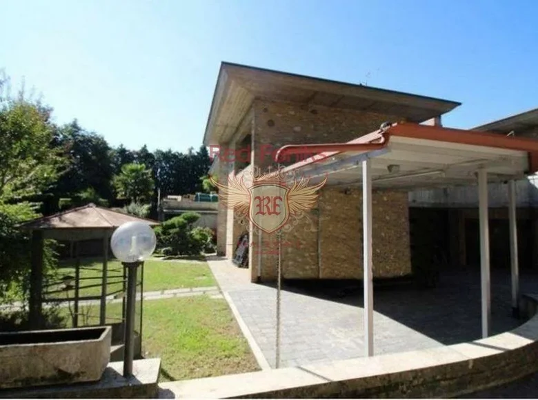 3 bedroom villa 230 m² Lazzate, Italy