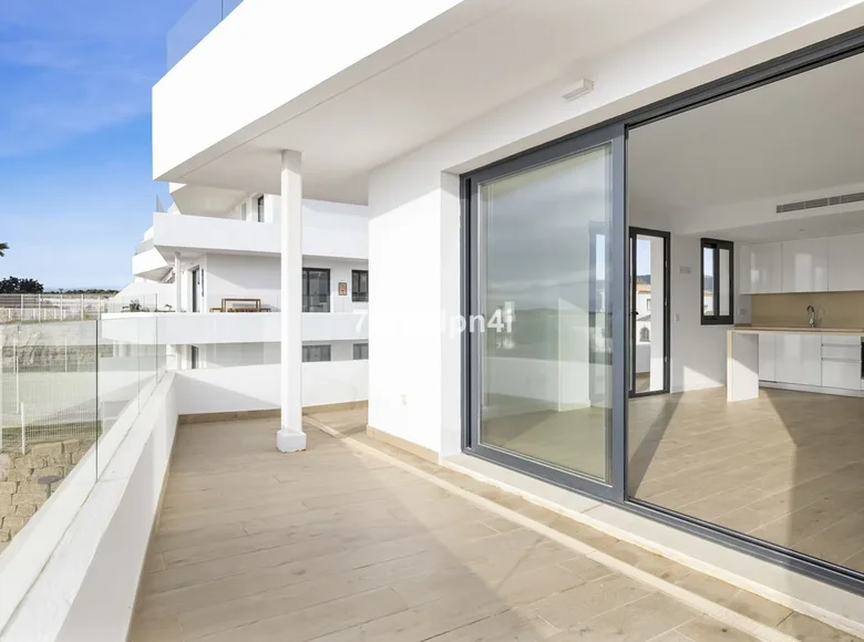 Mieszkanie 3 pokoi 92 m² Estepona, Hiszpania