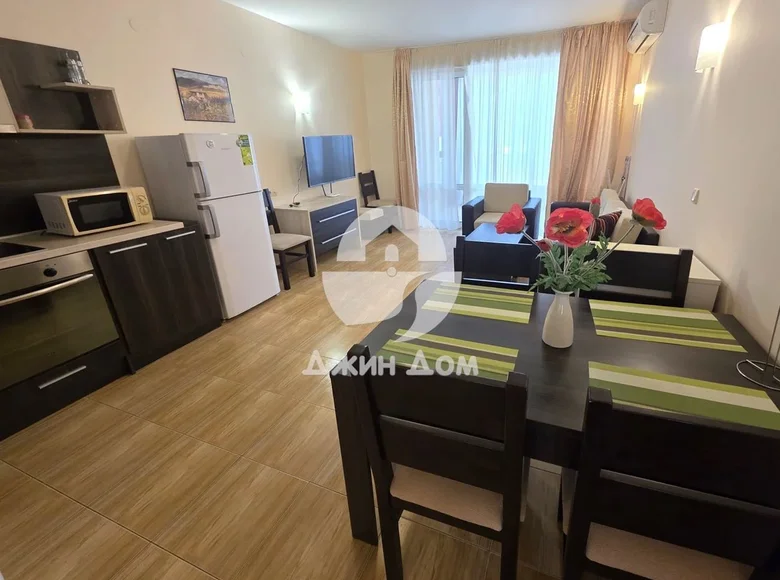 2 bedroom apartment 104 m² Sveti Vlas, Bulgaria