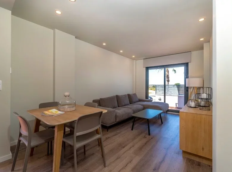 2 bedroom apartment 66 m² Guardamar del Segura, Spain